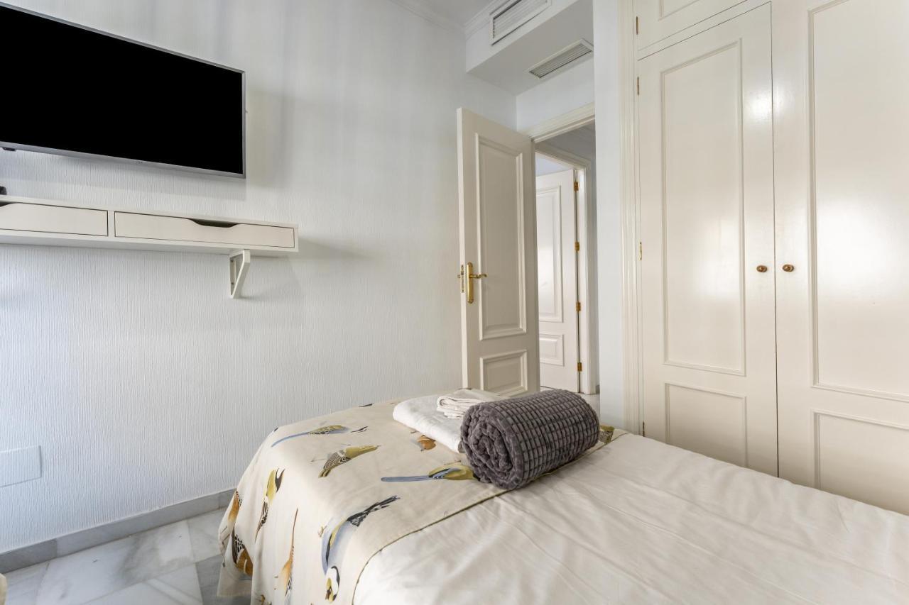 Dona Sofia Apartment ฟูเอนฮิโรลา ภายนอก รูปภาพ