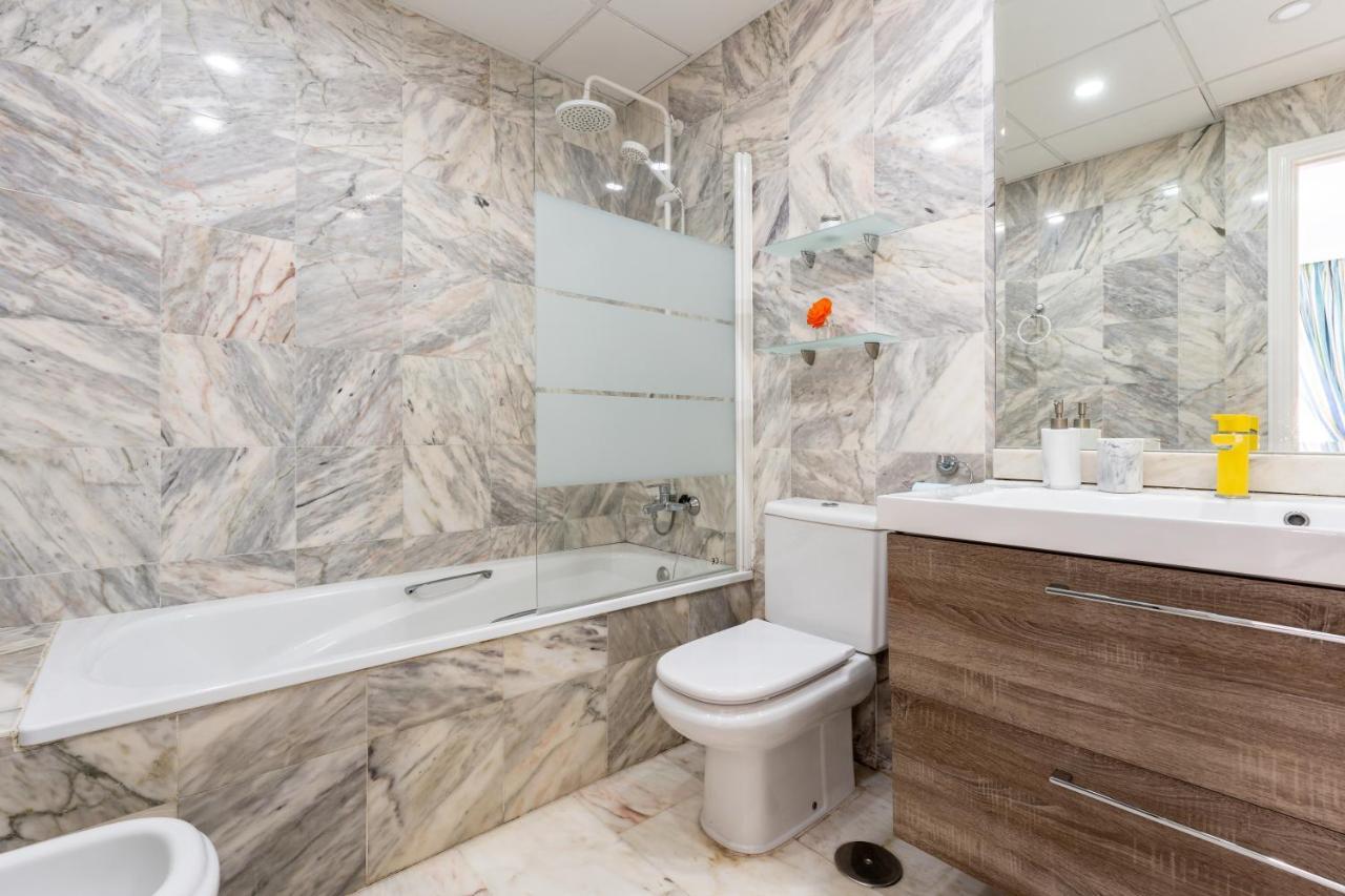 Dona Sofia Apartment ฟูเอนฮิโรลา ภายนอก รูปภาพ